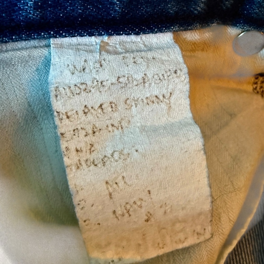 7 For All Mankind Cropped Relaxed Skinny Jeans Gold Leaf Print (Sample) NWT - Picture 9 of 11